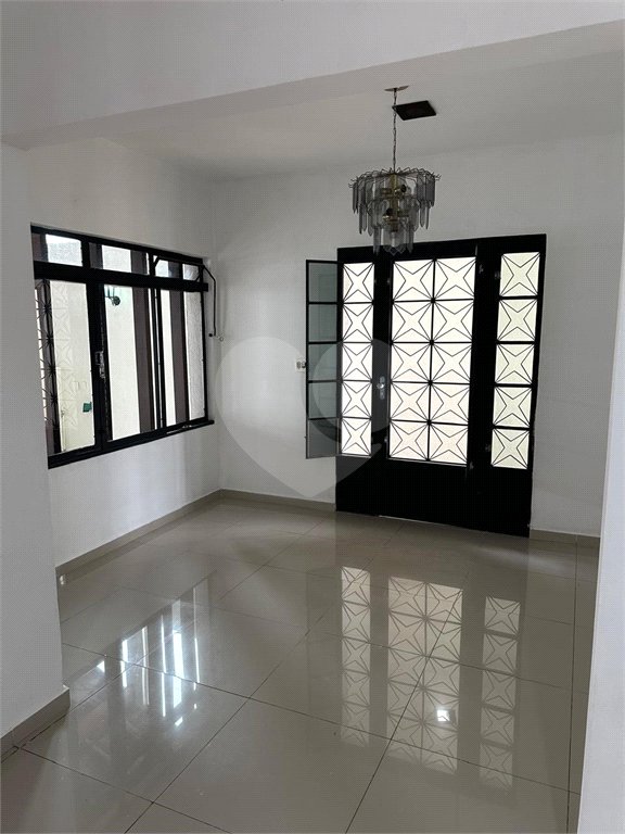 Casa à venda ou para alugar com 3 quartos, sendo 1 suíte, em Vila Andrade, São Paulo, SP