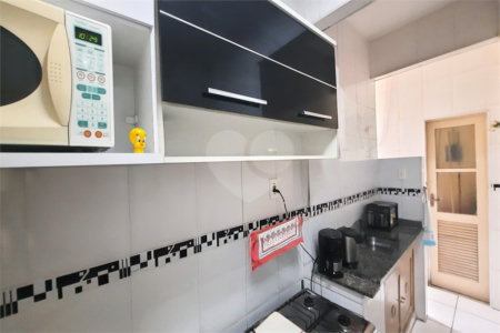 Apartamento à venda com 2 quartos, sendo 1 suíte,  em Rio Comprido, Rio de Janeiro, RJ