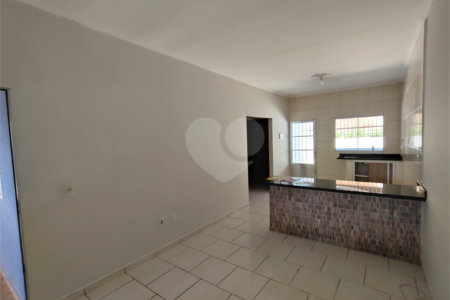 Casa à venda com 2 quartos em Cambuí, Itapetininga, SP