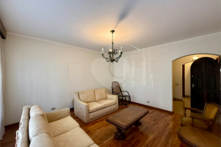 Casa à venda com 3 quartos, sendo 1 suíte,  em Vila Cruzeiro, São Paulo, SP