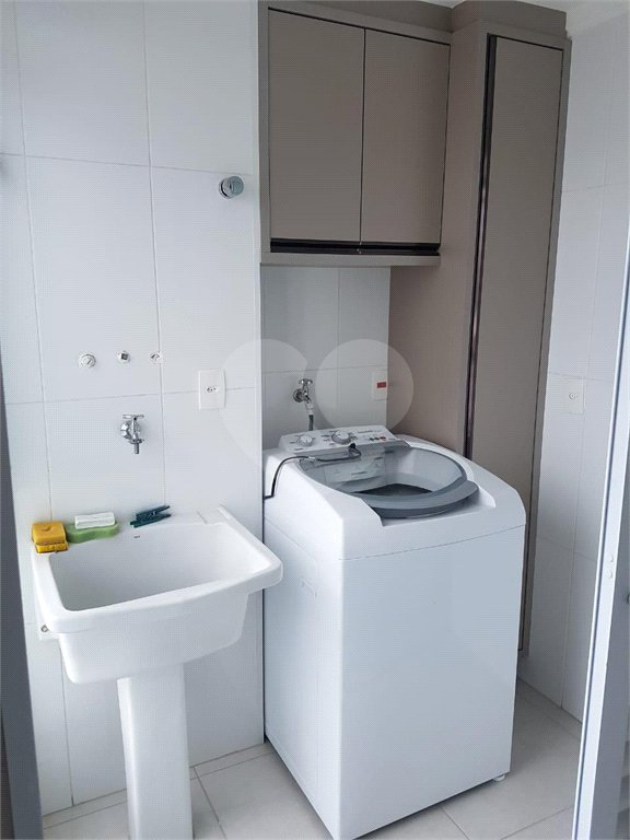 Apartamento à venda com 3 quartos, sendo 1 suíte,  em Fundação, São Caetano do Sul, SP