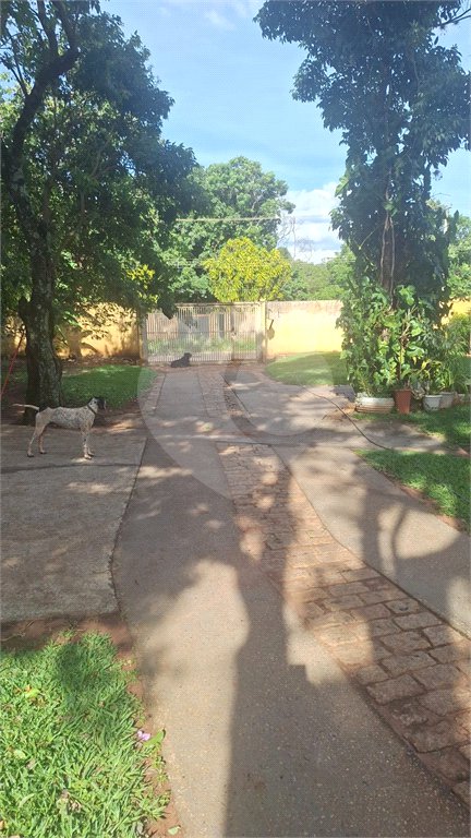 Chácara à venda com 3 quartos, sendo 1 suíte, em Chácara Flora Araraquara, Araraquara, SP