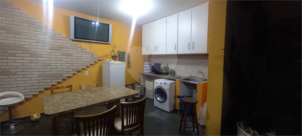 Sobrado à venda com 4 quartos em Horto Florestal, São Paulo, SP