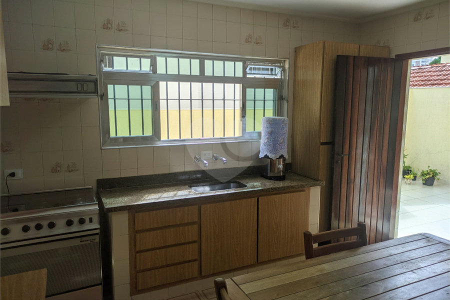 Sobrado à venda com 3 quartos, sendo 1 suíte,  em Vila Guilherme, São Paulo, SP