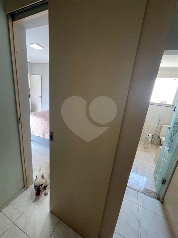 Casa à venda com 5 quartos, sendo 1 suíte, no condomínio Residencial Green Ville, Rio de Janeiro - RJ