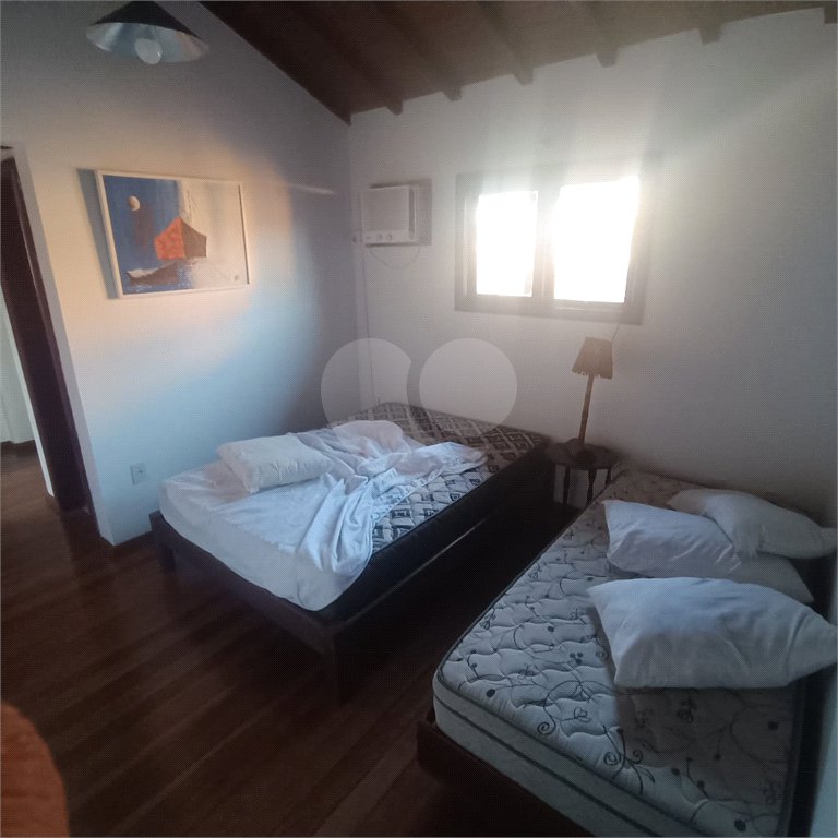 Casa à venda com 3 quartos, sendo 2 suítes,  em São José, Armação dos Búzios, RJ