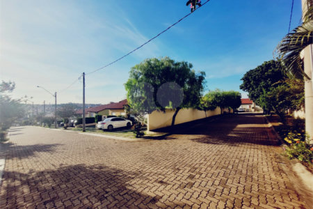 Casa à venda com 2 quartos, sendo 1 suíte, no condomínio Villa das Palmeiras, Indaiatuba - SP