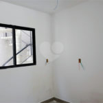 Casa à venda com 2 quartos no condomínio Vila Davos 2, São Paulo - SP