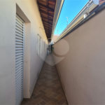 Casa à venda com 3 quartos, sendo 1 suíte, em Vila Carolina, Itapetininga, SP