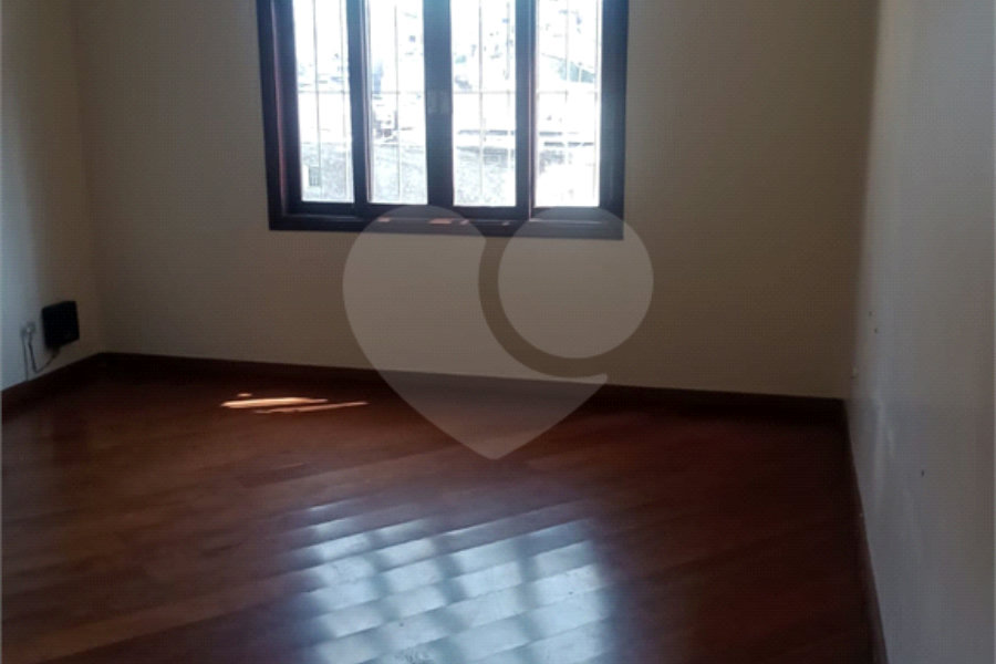 Sobrado à venda com 3 quartos em Sapopemba, São Paulo, SP