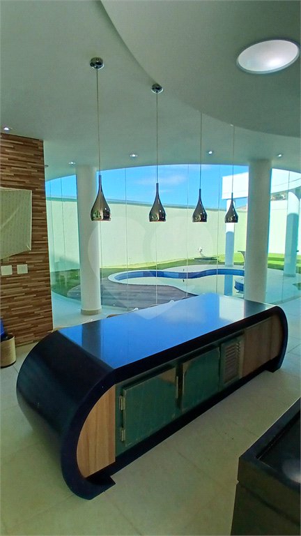 Casa à venda com 3 suítes no condomínio Figueira Garden, Atibaia - SP