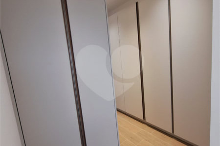 Apartamento à venda com 3 suítes em Sumarezinho, São Paulo, SP