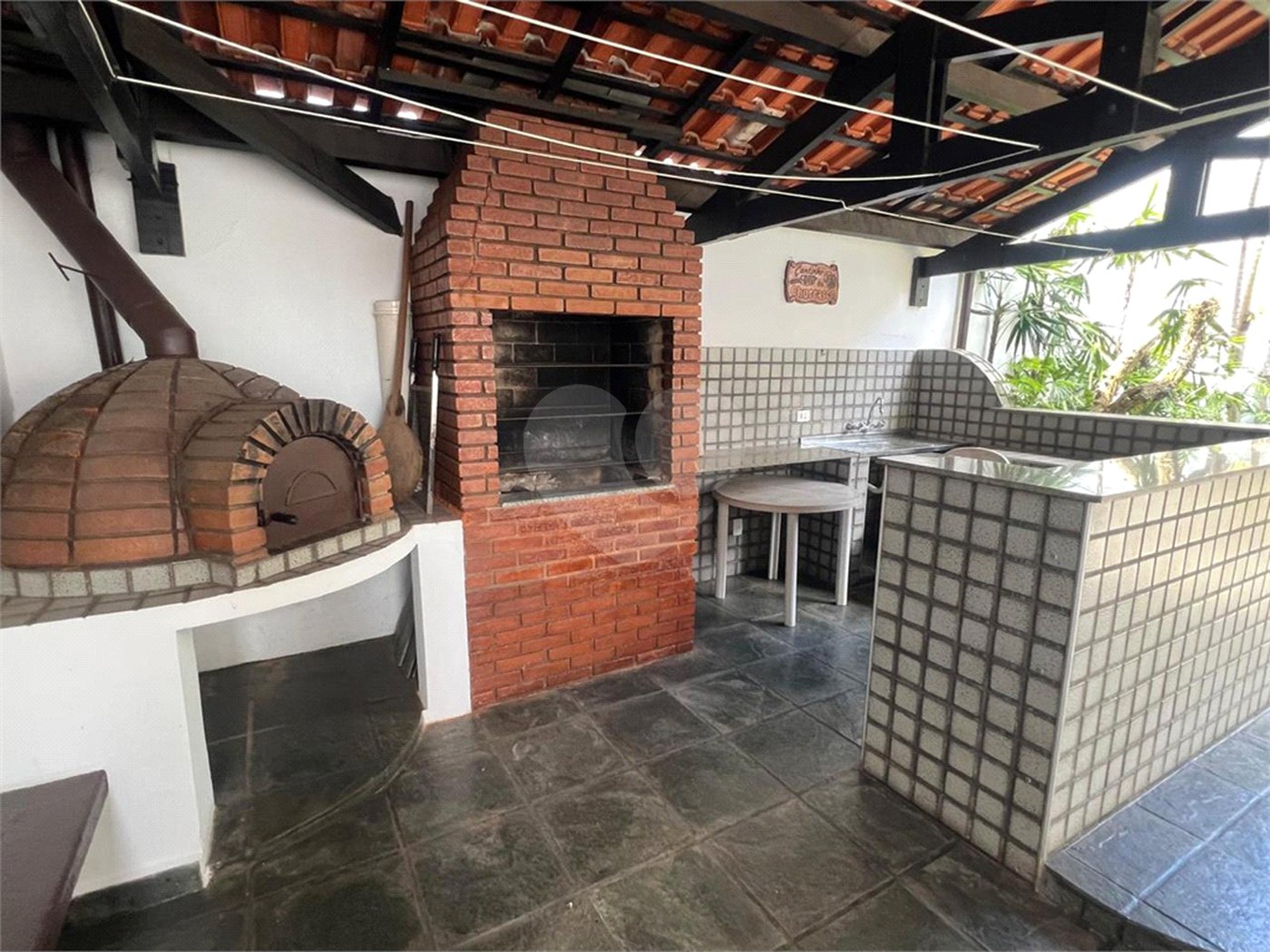 Casa à venda com 5 quartos, sendo 4 suítes, em Parque Maria Helena, São Paulo, SP