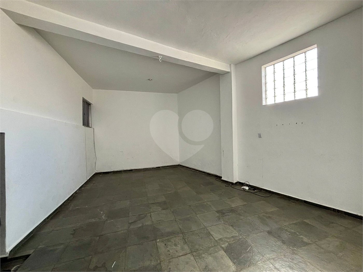 Casa à venda com 3 quartos, sendo 1 suíte,  em Vila Nivi, São Paulo, SP