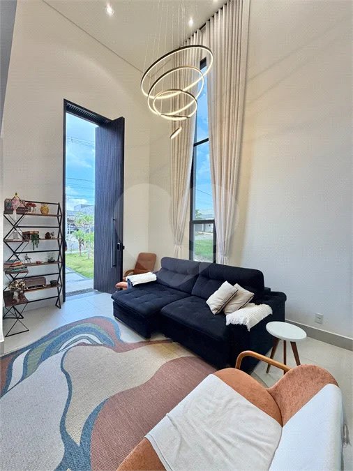 Casa à venda com 3 quartos, sendo 1 suíte, no condomínio Gran Ville São Venâncio, Itupeva - SP