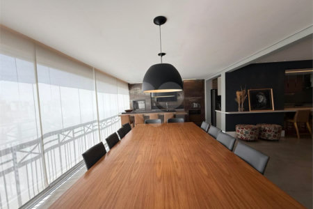 Apartamento à venda com 3 suítes em Santa Teresinha, São Paulo, SP
