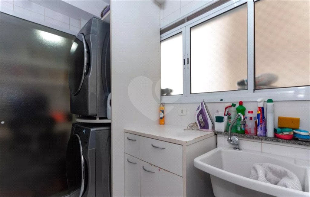 Apartamento para alugar com 3 quartos, sendo 1 suíte, em Água Branca, São Paulo, SP