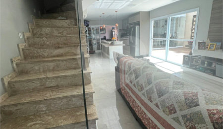 Casa à venda com 4 suítes no condomínio Residencial Jabuticabeiras, São Paulo - SP
