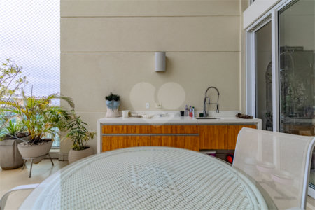 Apartamento à venda com 4 suítes em Campo Belo, São Paulo, SP