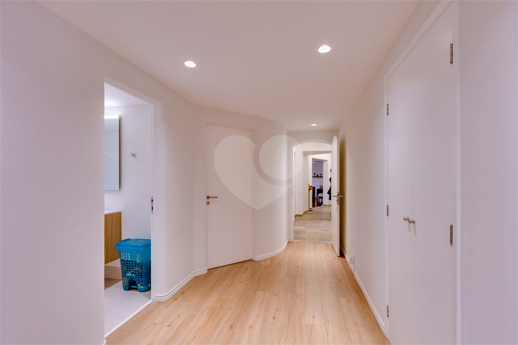 Apartamento à venda com 4 quartos, sendo 2 suítes, em Granja Julieta, São Paulo, SP