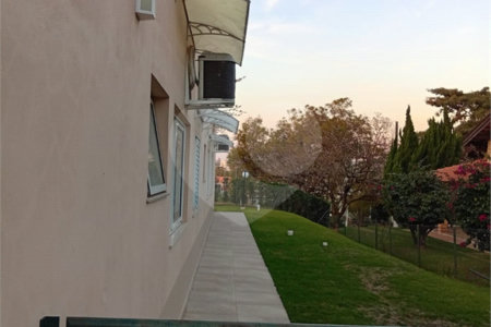 Casa à venda com 3 suítes no condomínio Haras Paineiras, Salto - SP