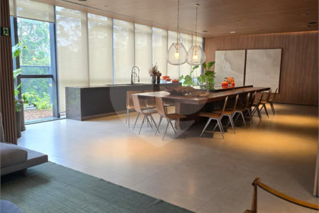 Apartamento à venda com 2 suítes em Jardim Morumbi, São Paulo, SP