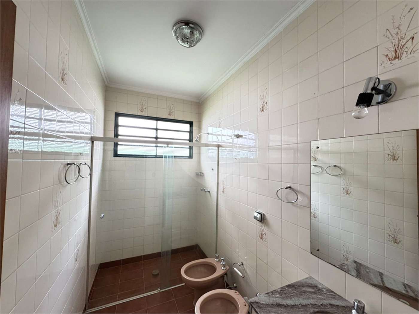 Casa à venda com 4 quartos, sendo 2 suítes, em Ribeirânia, Ribeirão Preto, SP