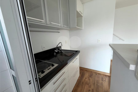 Duplex à venda ou para alugar com 1 suíte em Vila Nova Conceição, São Paulo, SP