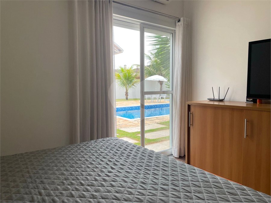 Casa à venda com 3 suítes no condomínio Village Ipanema I, Araçoiaba da Serra - SP