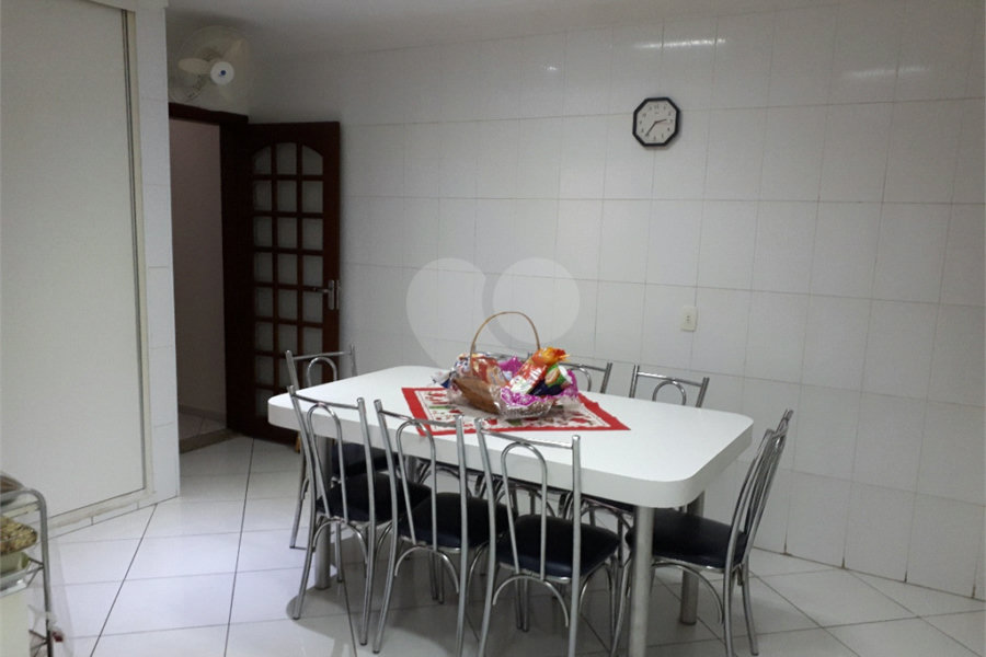Casa à venda ou para alugar com 3 quartos, sendo 1 suíte, em Horto, São Paulo, SP