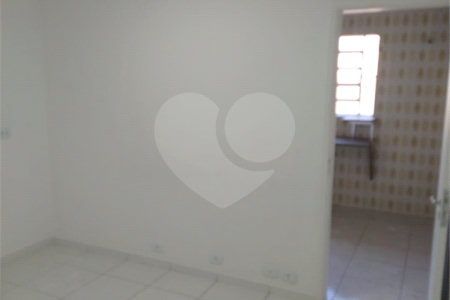 Sobrado à venda com 3 quartos, sendo 1 suíte, em Chácara Inglesa, São Paulo, SP