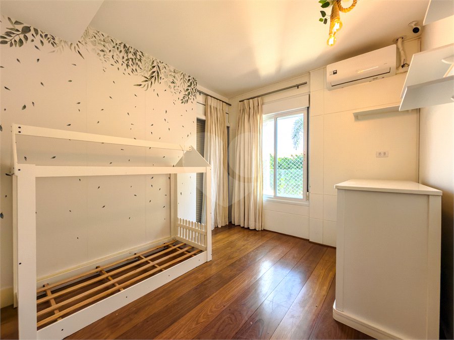 Casa à venda com 4 suítes no condomínio Villa Borghese, Indaiatuba - SP