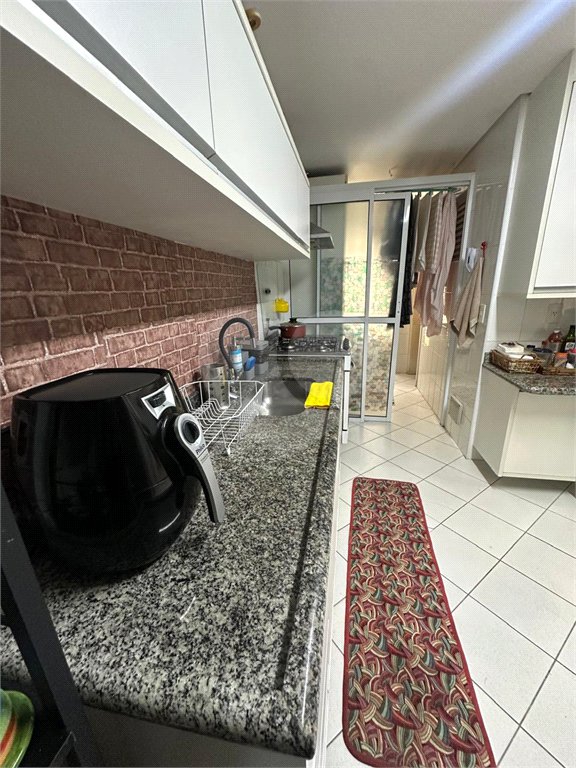 Casa à venda com 3 quartos, sendo 2 suítes, no condomínio Townhouse Village Morumbi, São Paulo - SP