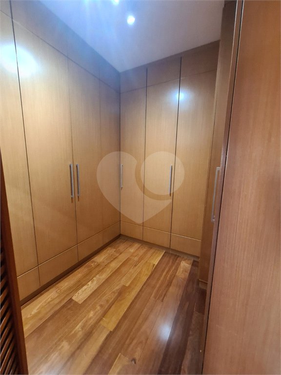Casa à venda com 3 suítes no condomínio Vinhas da Vista Alegre - Lado Sede, Vinhedo - SP