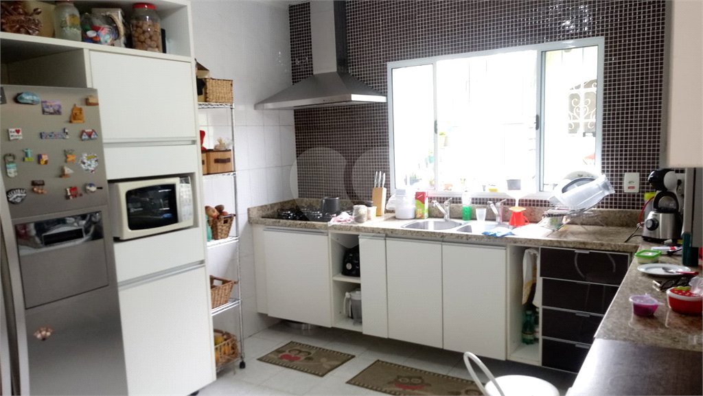 Sobrado à venda com 3 quartos, sendo 1 suíte, em Vila Mazzei, São Paulo, SP