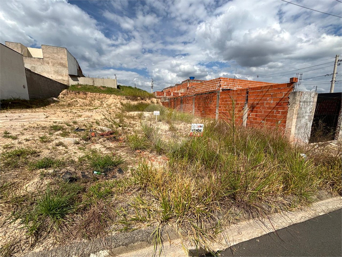 Terreno à venda em Residencial Vila Martins, Salto, SP