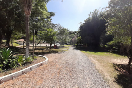 Casa à venda com 3 suítes no condomínio Villaggio Capriccio, Louveira - SP