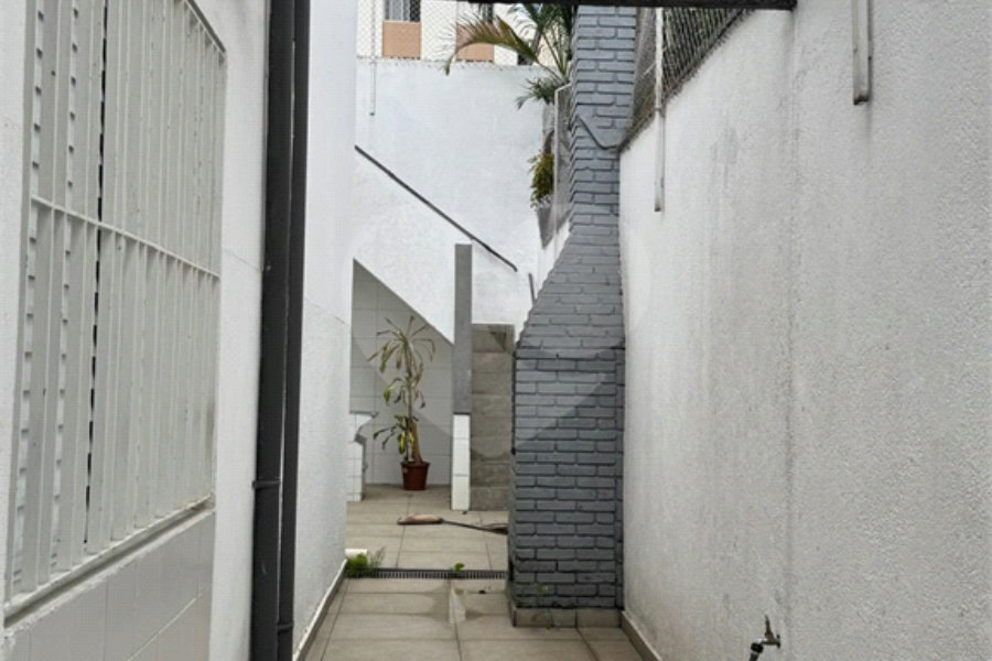 Casa Térrea à venda com 3 quartos, sendo 1 suíte, em Vila Madalena, São Paulo, SP
