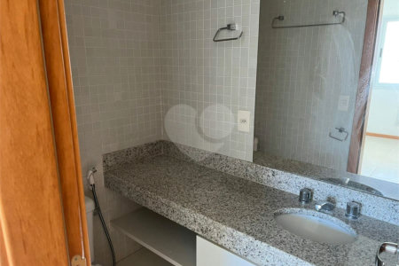 Cobertura à venda com 2 quartos, sendo 1 suíte, em Recreio dos Bandeirantes, Rio de Janeiro, RJ
