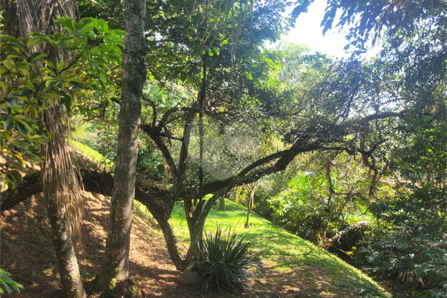 Casa à venda com 4 suítes no condomínio Sausalito, Mairiporã - SP