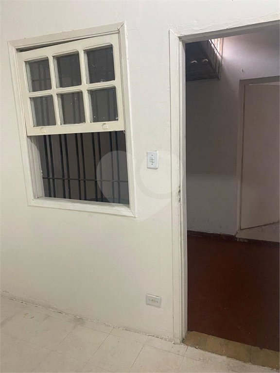 Sobrado à venda com 5 quartos, sendo 1 suíte, em Nova Piraju, São Paulo, SP