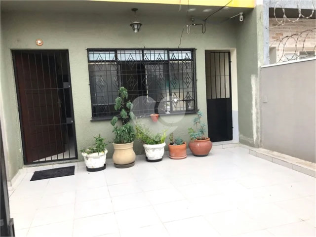 Sobrado à venda com 3 quartos em Brooklin, São Paulo, SP