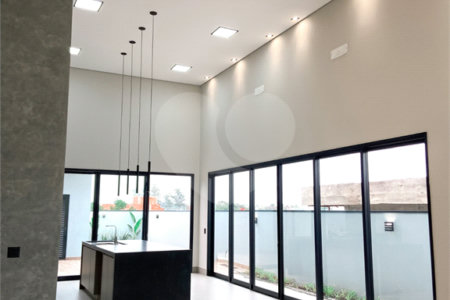 Casa à venda com 3 suítes no condomínio Una, Itu - SP
