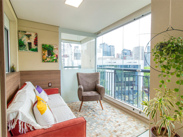 Apartamento à venda com 3 suítes em Chácara Santo Antônio, São Paulo, SP