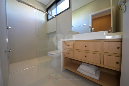 Casa à venda com 4 suítes no condomínio Villa dos Pinheiros, Indaiatuba - SP