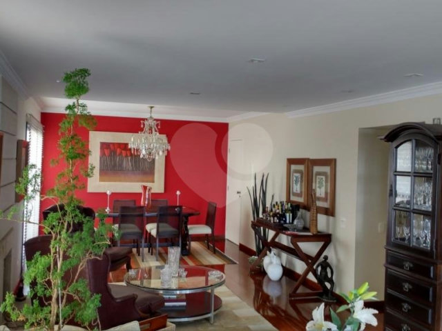 Apartamento à venda com 4 quartos, sendo 3 suítes,  em Vila Andrade, São Paulo, SP