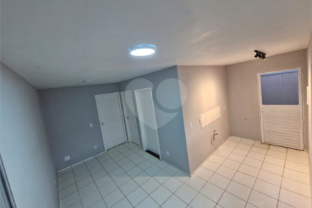 Casa à venda com 2 quartos em Jardim Nova Era, Itapetininga, SP