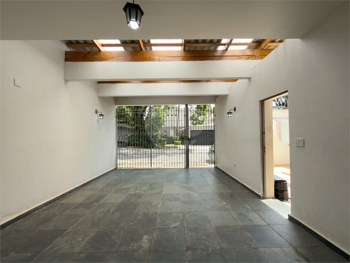 Casa de Vila à venda com 3 quartos, sendo 1 suíte, em Indianópolis, São Paulo, SP