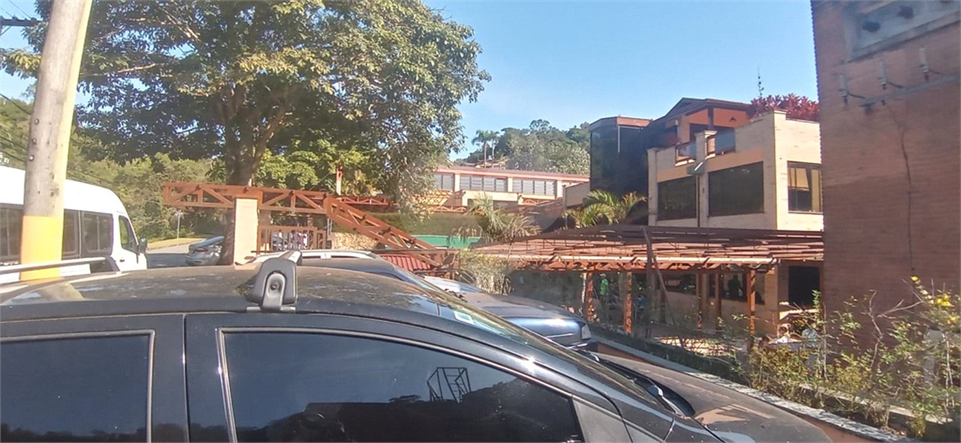 Casa à venda no condomínio Alpes da Cantareira, Mairiporã - SP