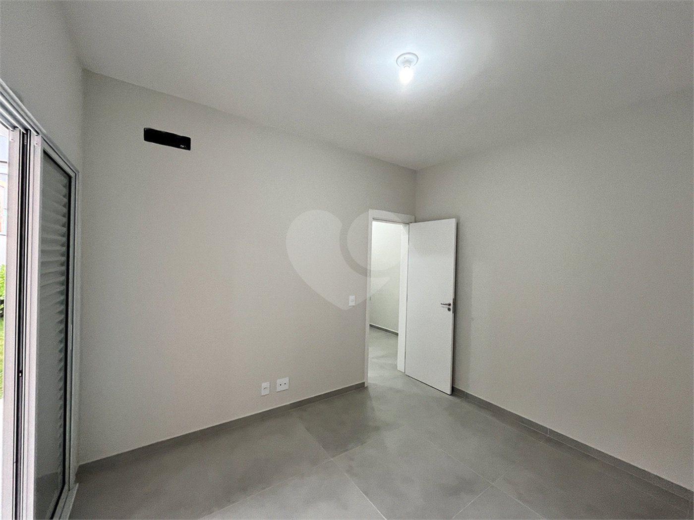 Casa à venda com 3 quartos, sendo 1 suíte,  no condomínio Reserva Ipanema I, Sorocaba - SP